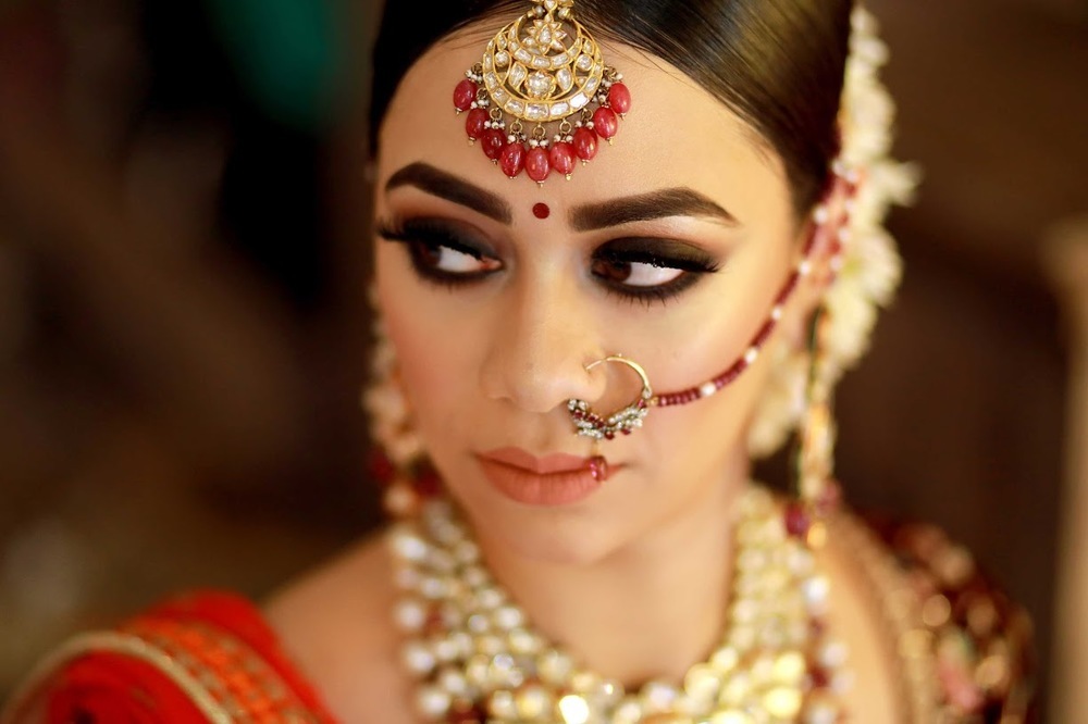 Bridal Makeup Guide: Best Wedding Makeup Looks, Tips & Beauty Checklist