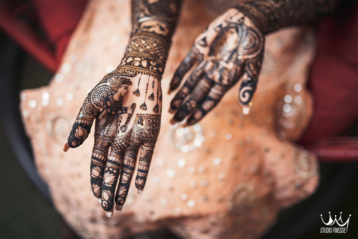 Mehendi Ideas: Designs, Decor, Favours & Planning Tips