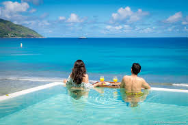 Places to Visit for Honeymoon Outside India: Romantic International Getaways