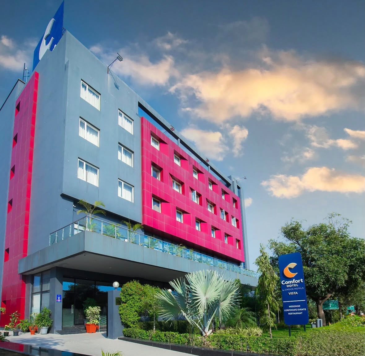 Comfort Hotel Vista venue