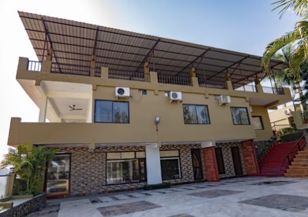 Flying Sparrow Hotel & Resorts